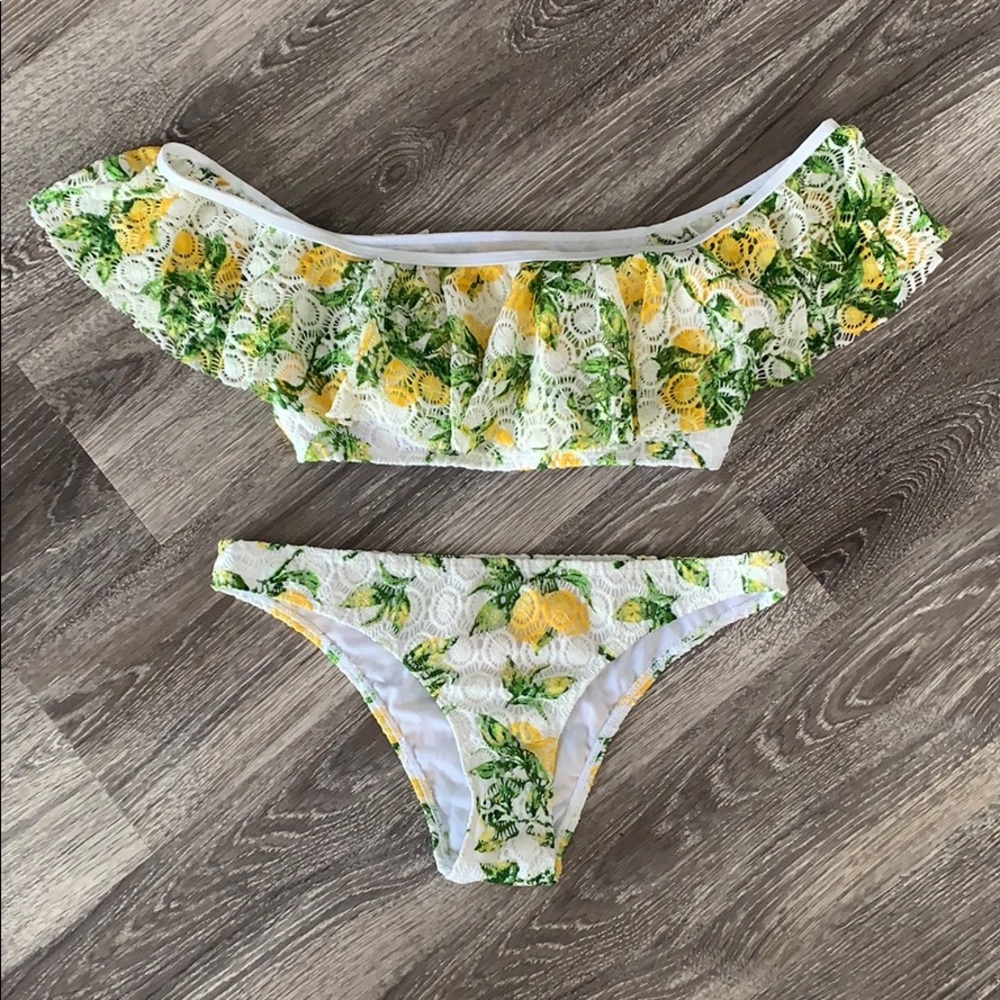 Lemon Bikini